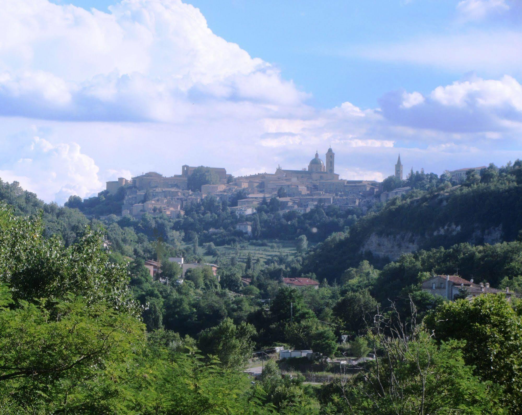 Hotel La Meridiana Urbino Exteriör bild